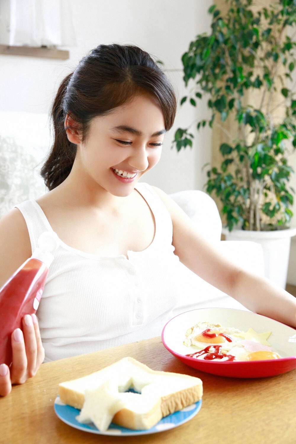 YS-Web-Vol.710 Yuna Taira 平祐奈